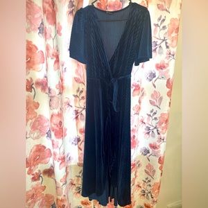 Velvet Navy Wrap dress women’s XL
